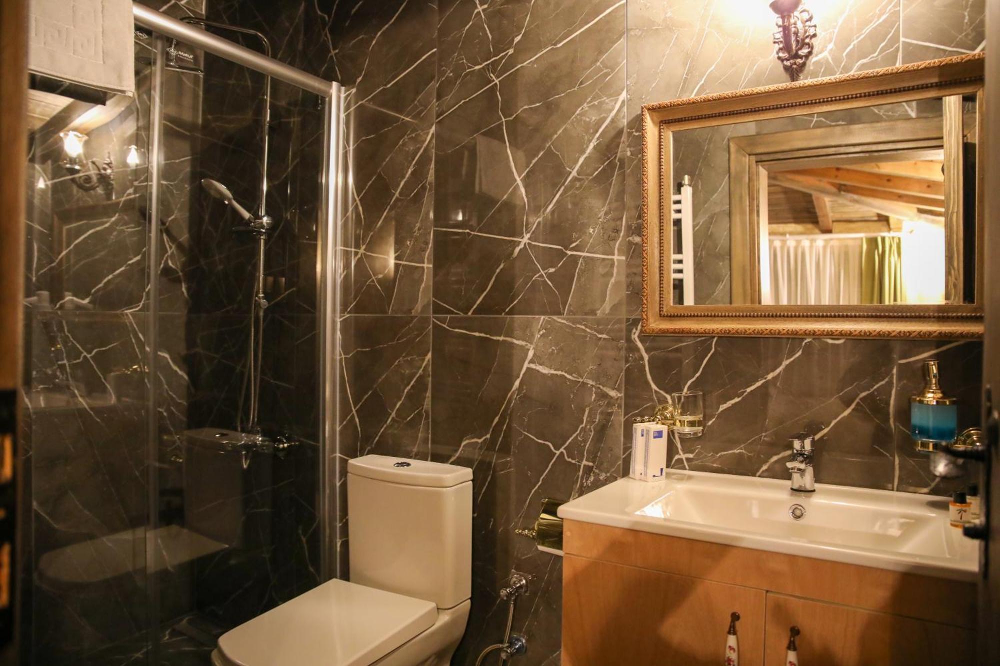 Kazdagi Atila Bey Konagi Hotel Ayvacik Bagian luar foto