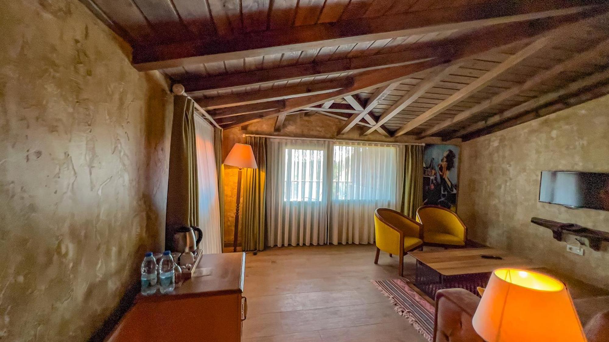 Kazdagi Atila Bey Konagi Hotel Ayvacik Bagian luar foto