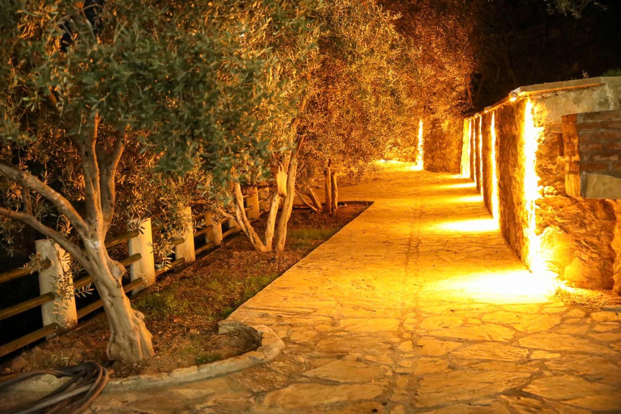 Kazdagi Atila Bey Konagi Hotel Ayvacik Bagian luar foto